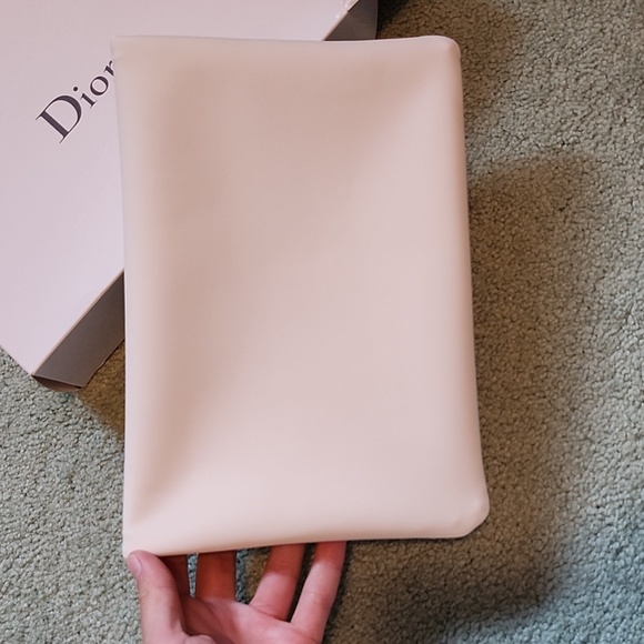 Dior Cosmetic Pouch / Clutch - Picture 4 of 5